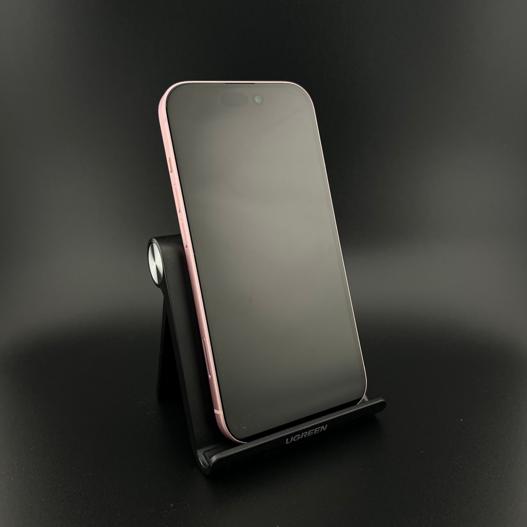 Écran du iPhone 15 en excellent état